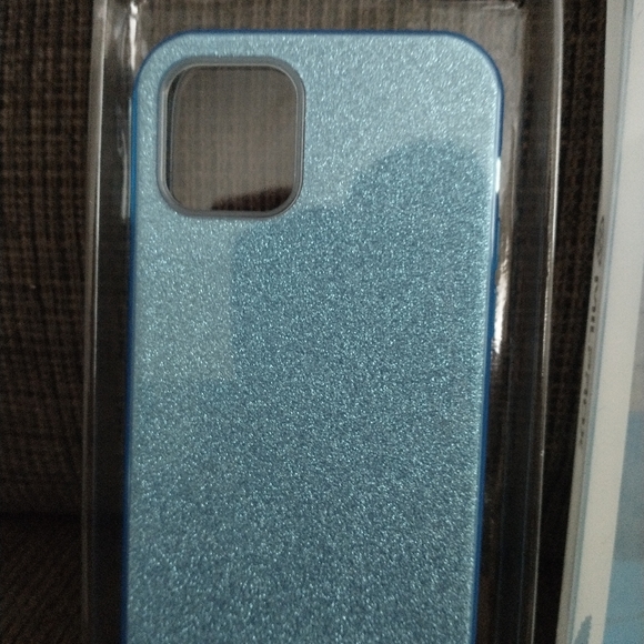 iphone 12 Max Case - Picture 1 of 4